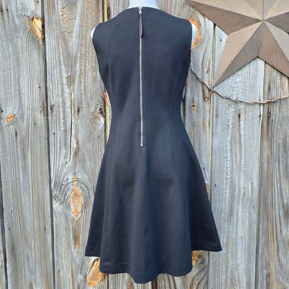 Spanx Dress Size M Black Ponte 4way Stretch Perfect Fit Flare Sleeveless Medium - Picture 3 of 9